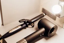 ドライヤー、ヘアアイロン